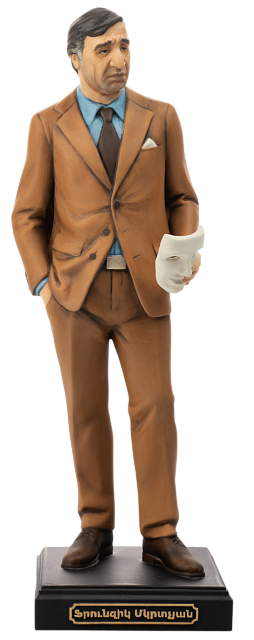 Статуэтка Фрунзик Мкртчан (ручная роспись)