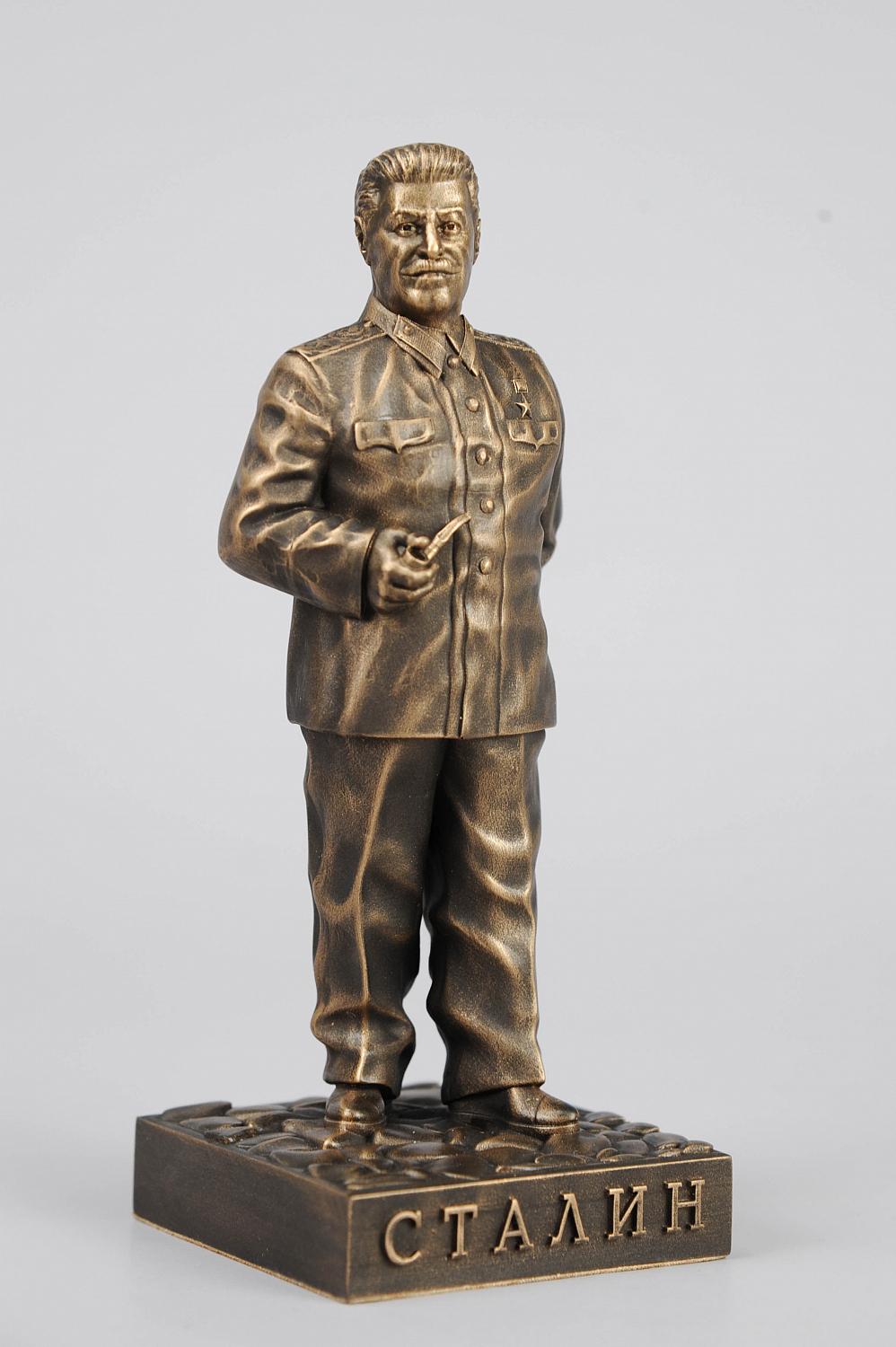 Статуэтка Сталин И.В. на камнях