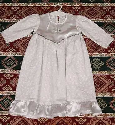 Крестильное платье жен., (с серебряной вышивкой крестик)
